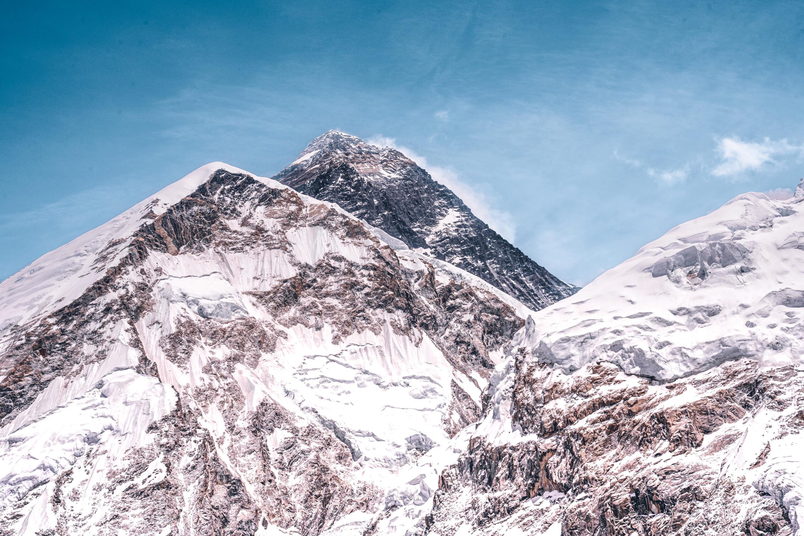 Death Zone on Mount Everest in 2026/2027: Safety and Precaution